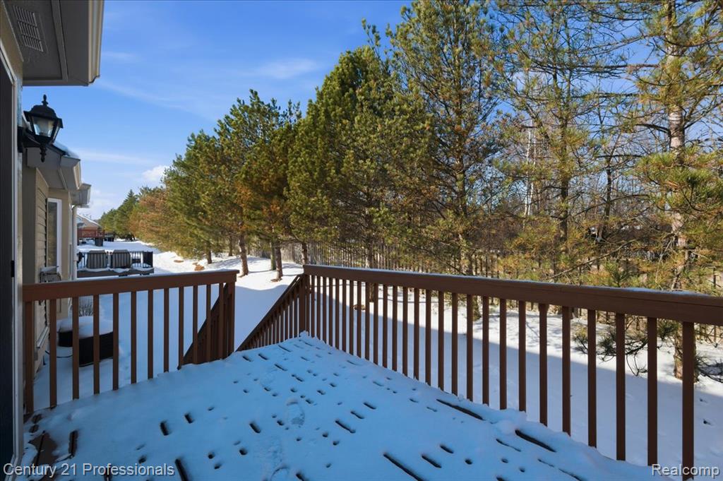 3895 Arbor Drive, Auburn Hills, MI 48326 — Photo 36