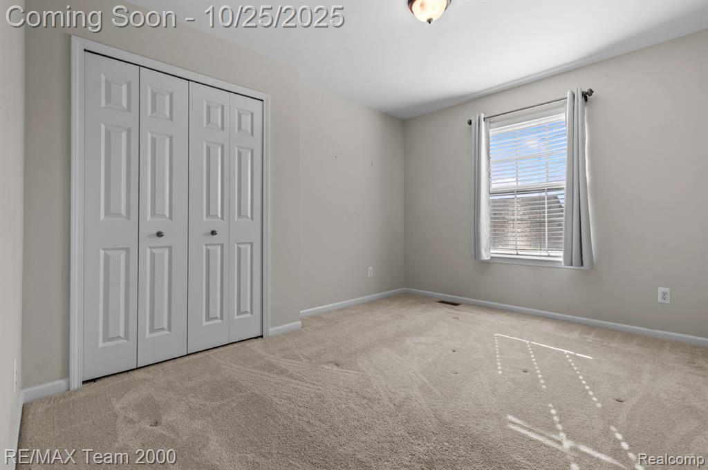 19712 Uroda Street, Brownstown, MI — Photo 28