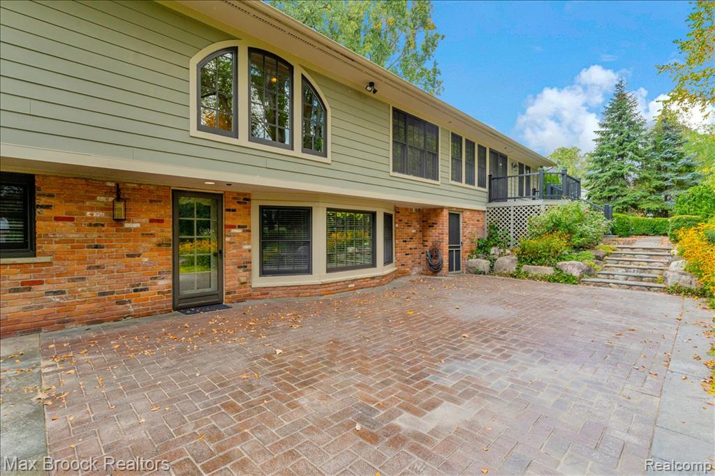 6287 Thorncrest Drive, Bloomfield Hills, MI 48301 — Photo 69