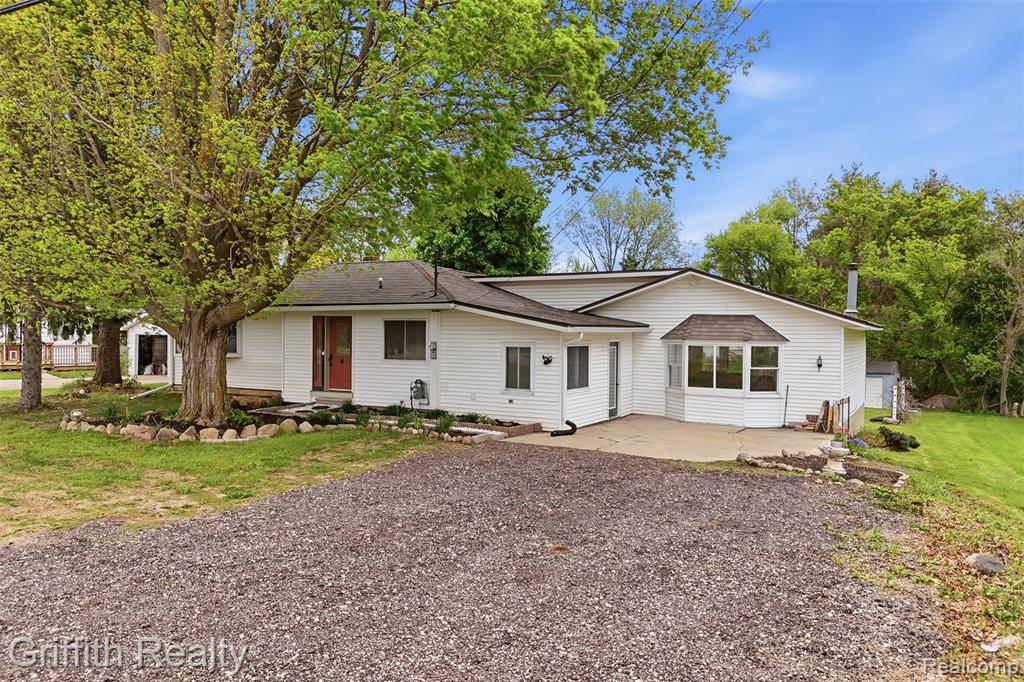 9198 Silver Lake Road, Linden, MI 48451 — Photo 43