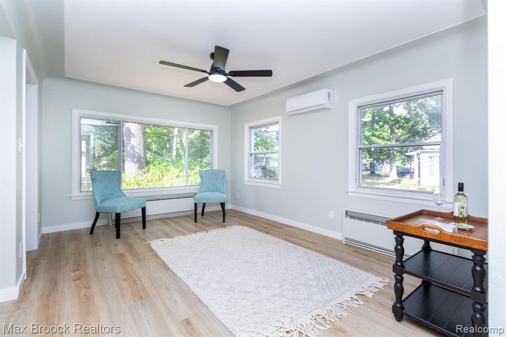 4120 Lotus Drive, Waterford, MI 48329 — Photo 8