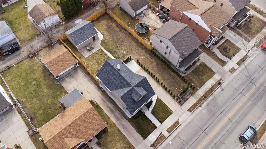 7832 CHASE RD, Dearborn, MI 48126 — Photo 37
