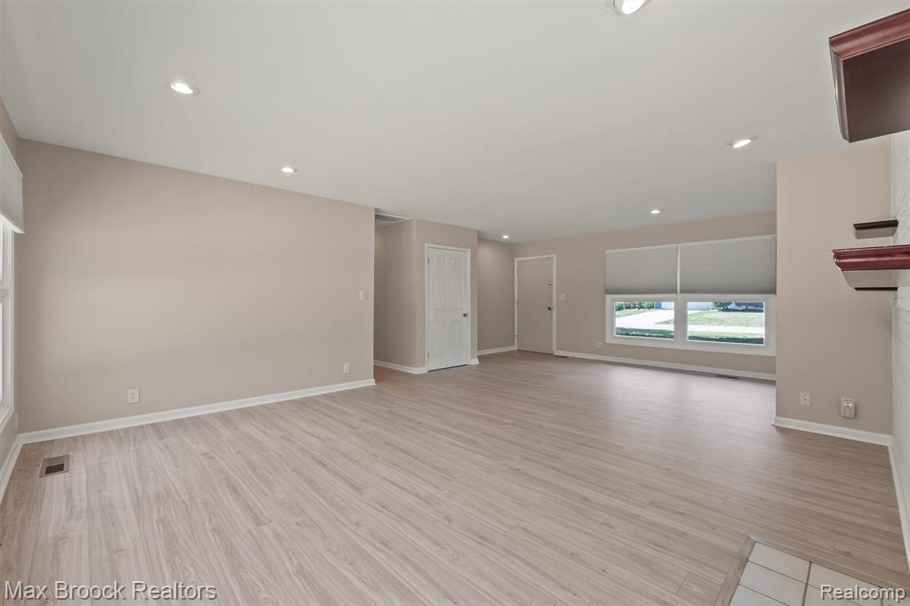 5312 Cambourne Place, West Bloomfield, MI — Photo 5