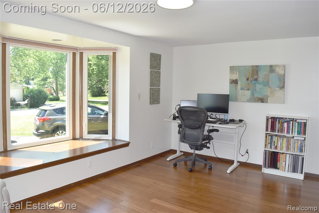 5324 Greenbriar Drive, West Bloomfield, MI 48323 — Photo 23