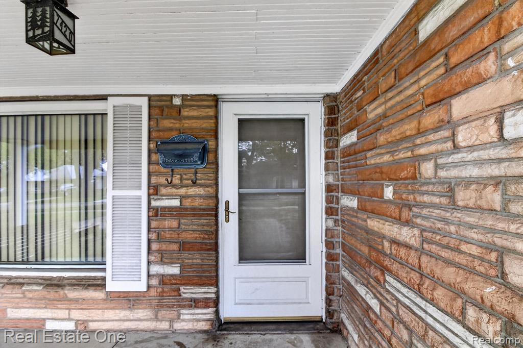 7420 Drexel Street, Dearborn Heights, MI 48127 — Photo 4