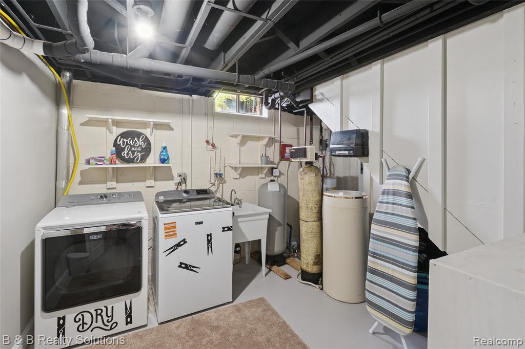 54675 Romeo Plank Road, Macomb, MI 48042 — Photo 33