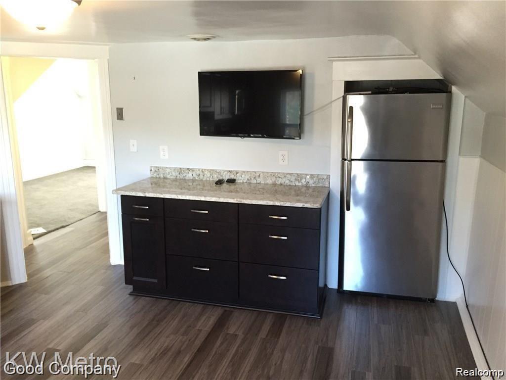525 E 5TH Street, Royal Oak, MI 48067 — Photo 5