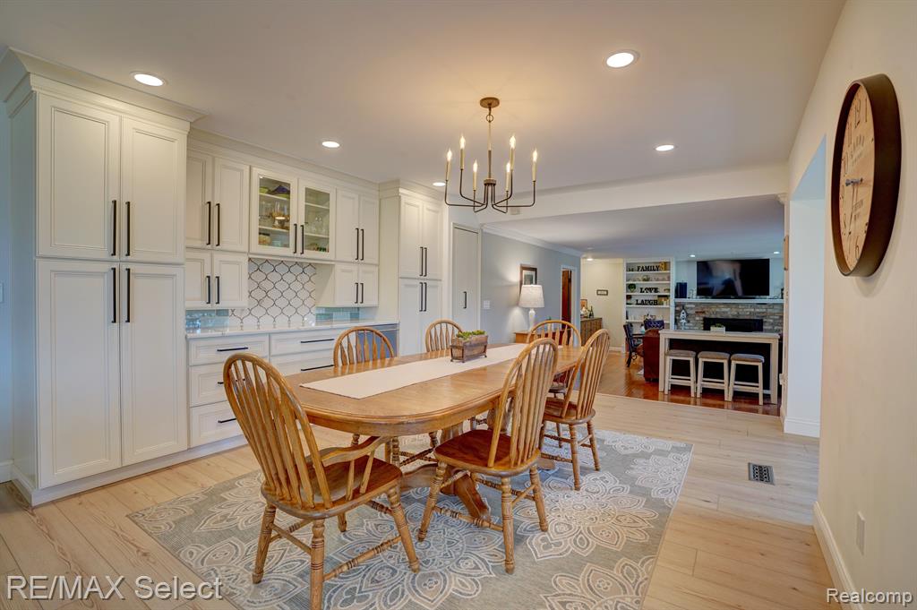 6181 Kings Scepter Court, Grand Blanc, MI 48439 — Photo 17