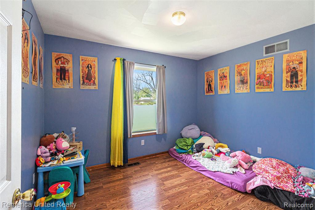 6606 PRESTON Road, Howell, MI 48855 — Photo 16