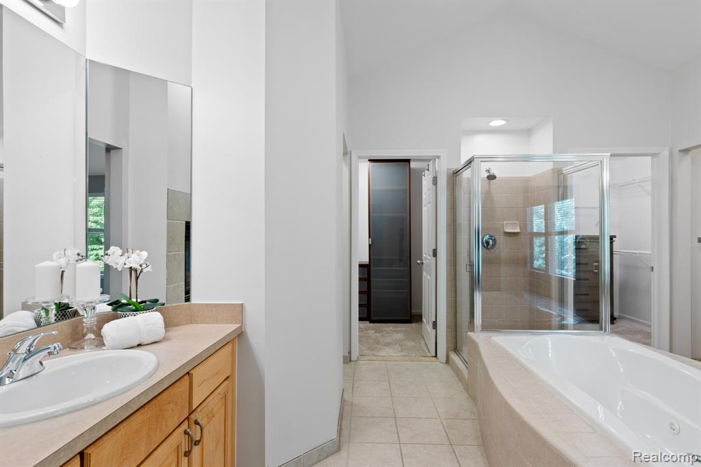 5634 Plantation Drive, Commerce Twp, MI 48382 — Photo 30
