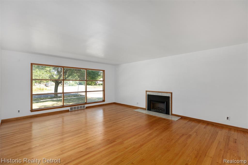5919 Oakman Boulevard, Detroit, MI 48204 — Photo 3
