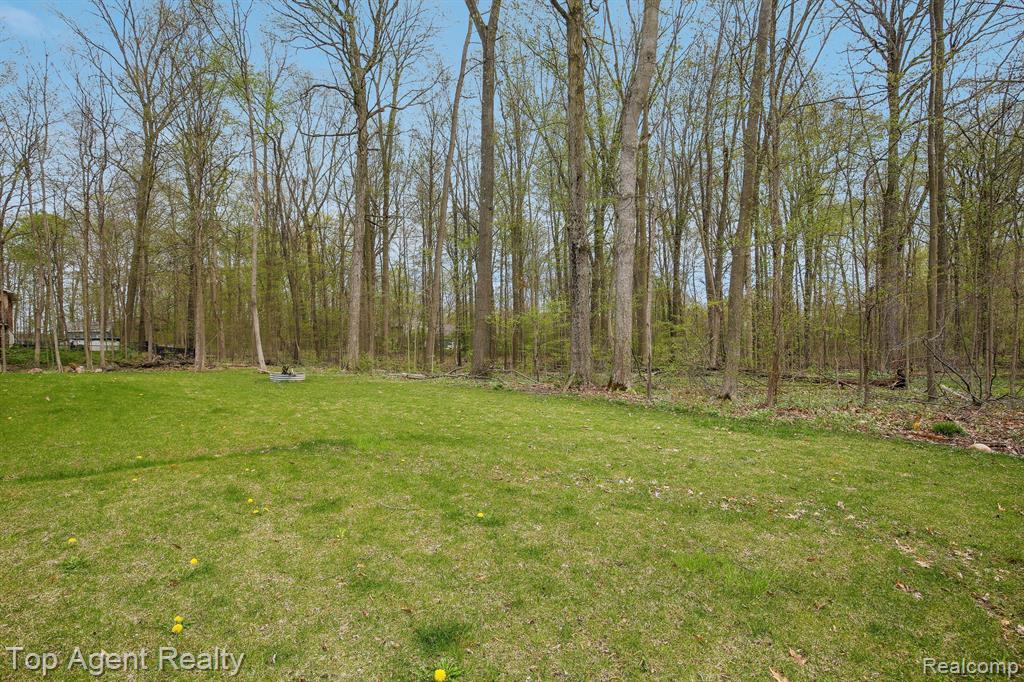 59419 DEER HAVEN Drive, South Lyon, MI 48178 — Photo 34