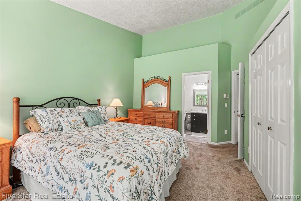 6838 Fox Lane, Waterford, MI 48327 — Photo 17