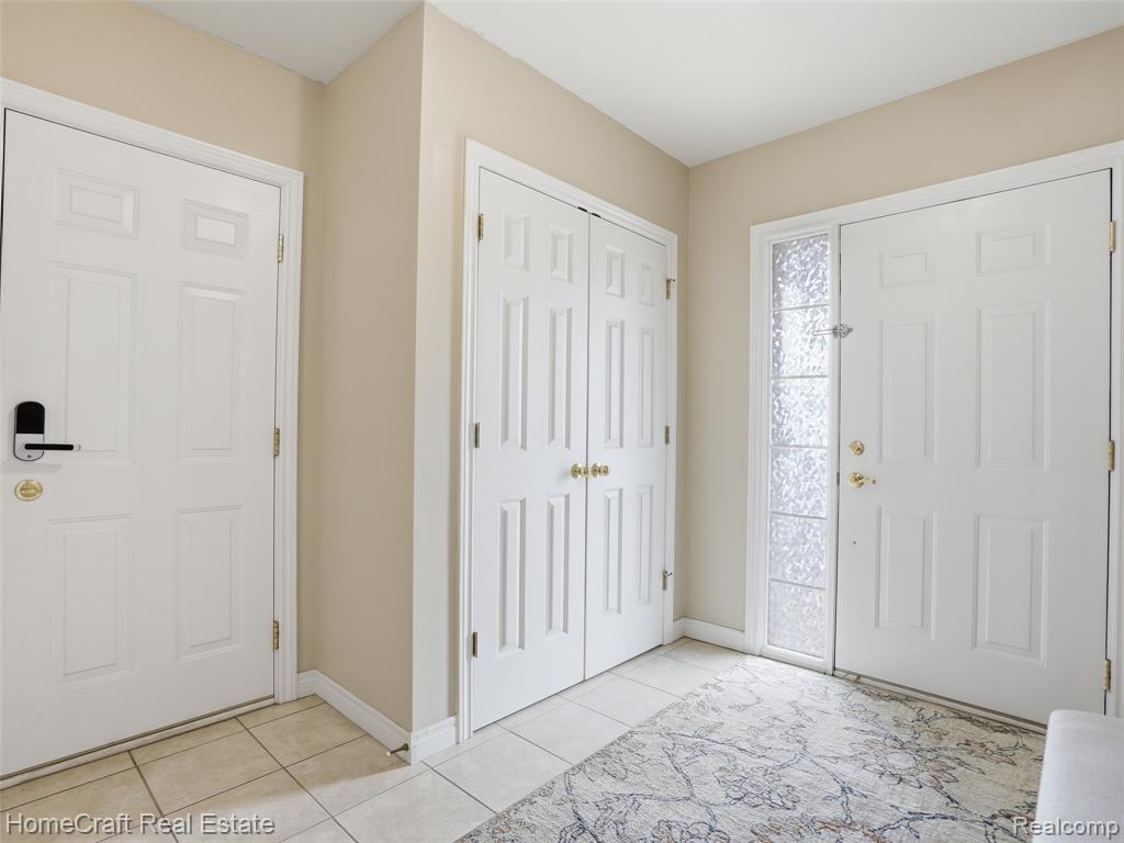 3378 ENDSLEIGH Lane, Ypsilanti, MI 48197 — Photo 4