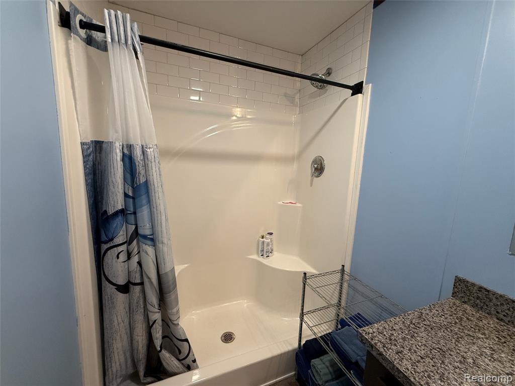 1101 Forest Lane, Columbus, MI — Photo 38
