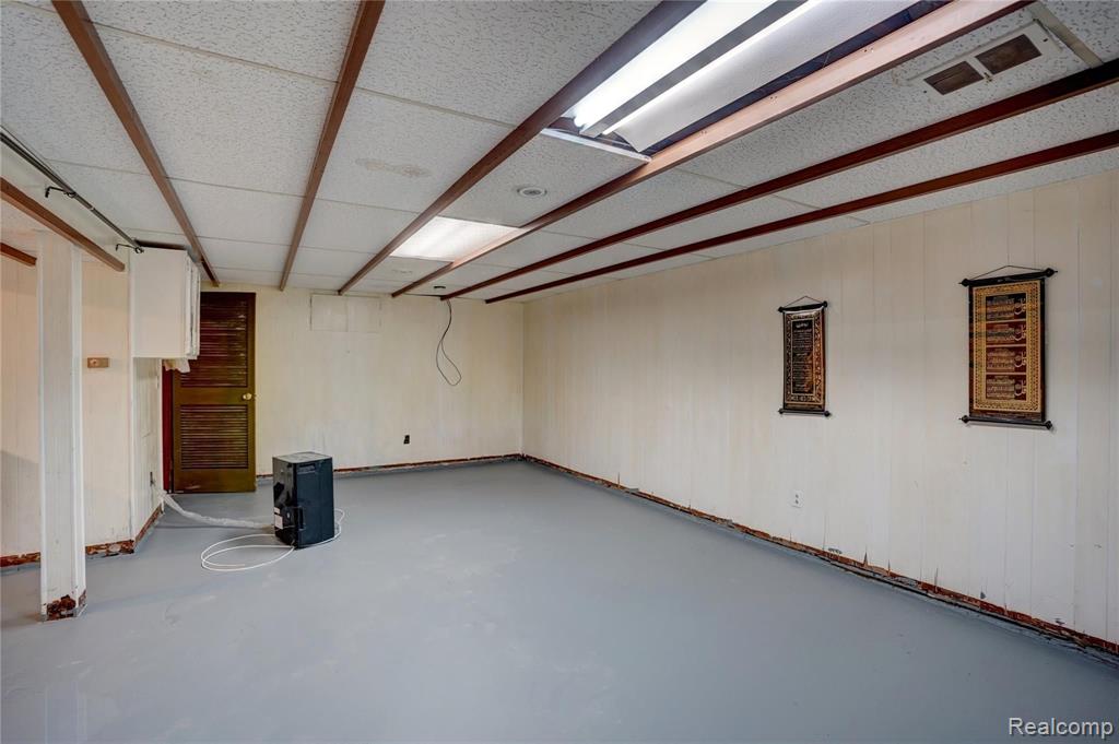429 BELLA VISTA Drive, Grand Blanc, MI 48439 — Photo 38