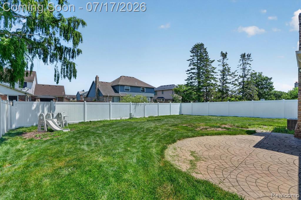 43798 Columbia Drive, Clinton Twp, MI 48038 — Photo 34