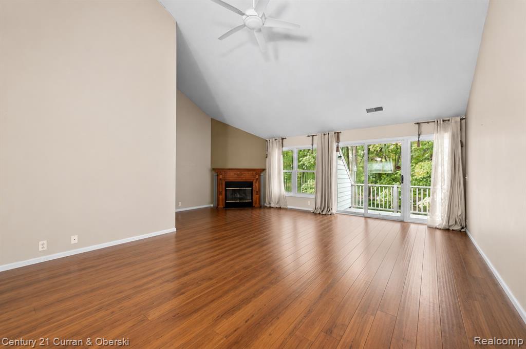 5237 Royal Vale Lane, Dearborn, MI 48126 — Photo 6