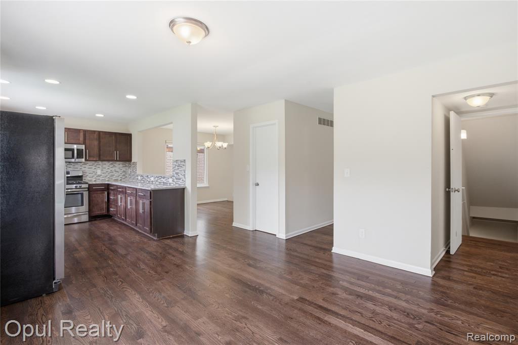 1446 Wagon Wheel Road, Canton, MI 48188 — Photo 18
