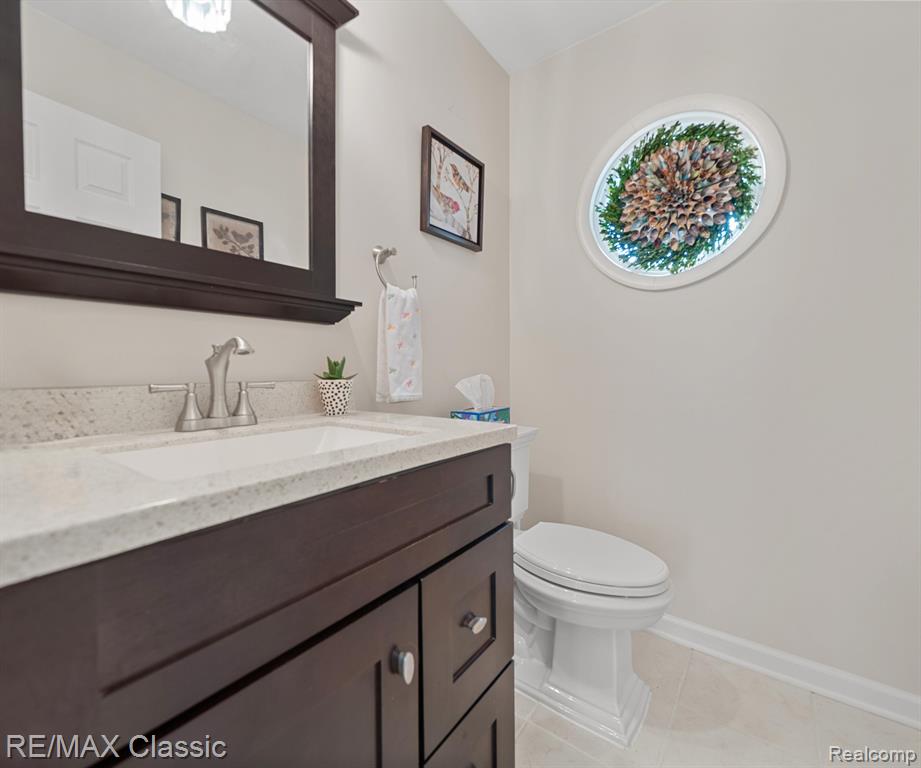 45597 HOLMES Drive, Canton, MI 48187 — Photo 27