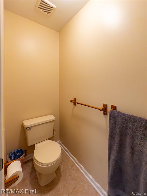 6676 Lambeth Way, Canton, MI 48187 — Photo 28