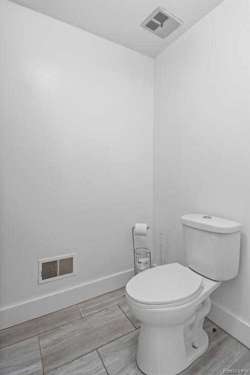 4578 PINE VILLAGE Drive, West Bloomfield, MI 48323 — Photo 39