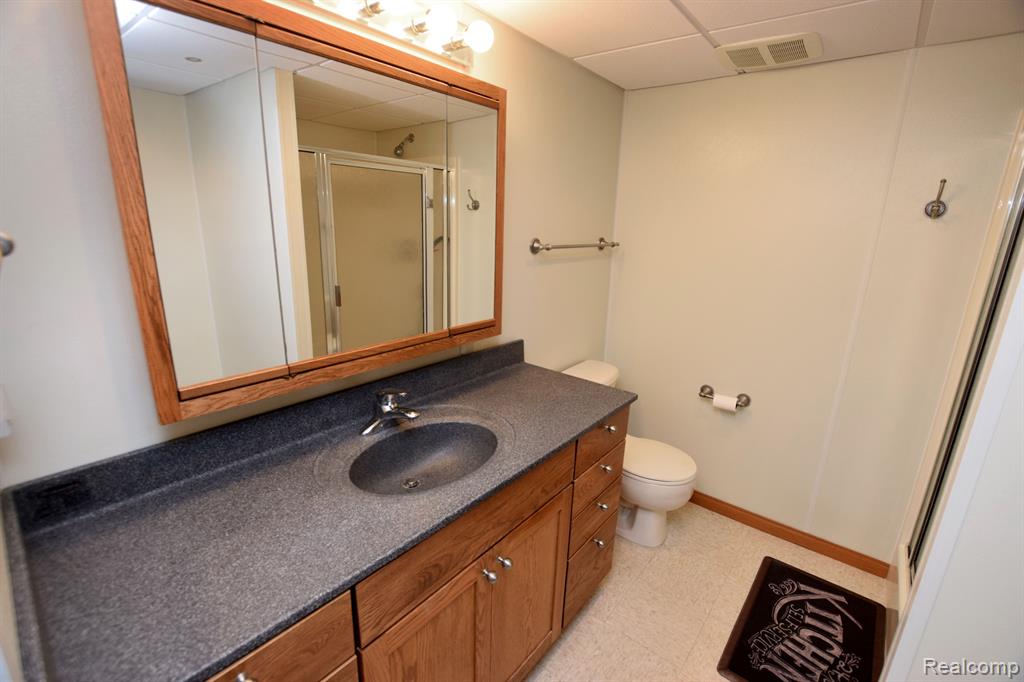 6018 COVERED WAGONS Trail, Flint, MI 48532 — Photo 30