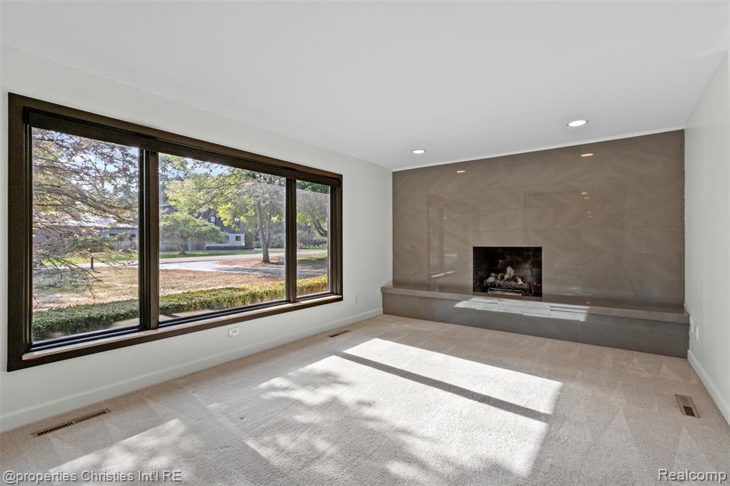 571 Yorkton Lane, Bloomfield Hills, MI 48304 — Photo 6