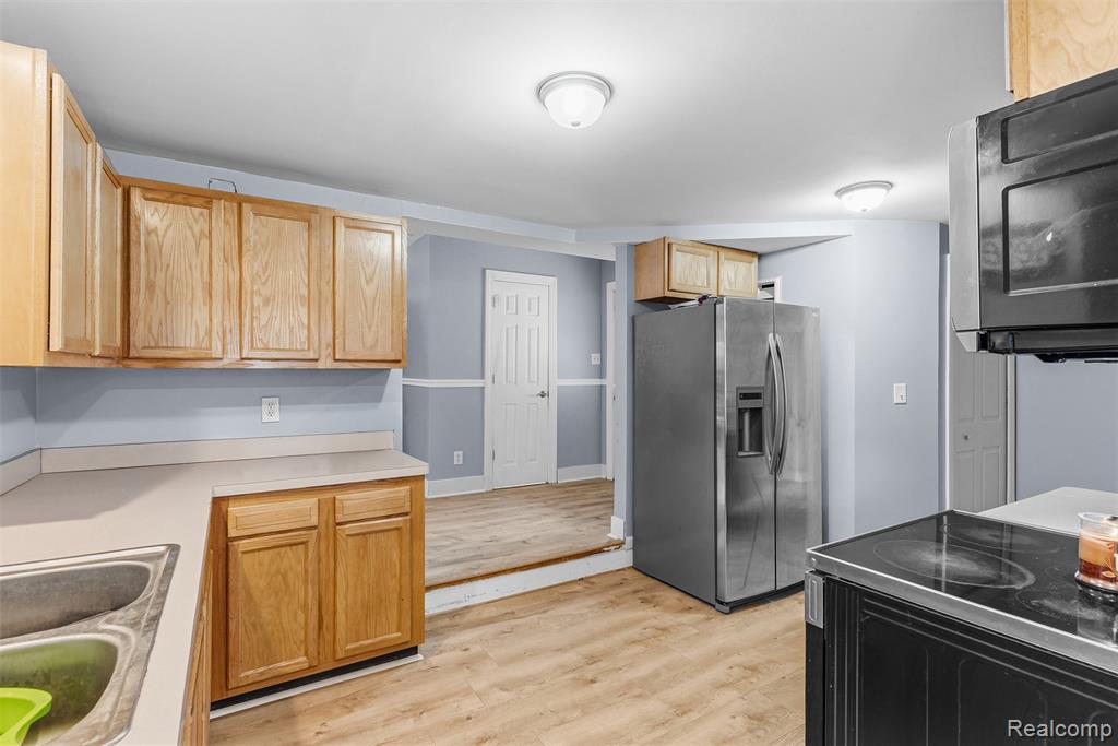5710 Lake Grove Drive, White Lake, MI 48383 — Photo 13