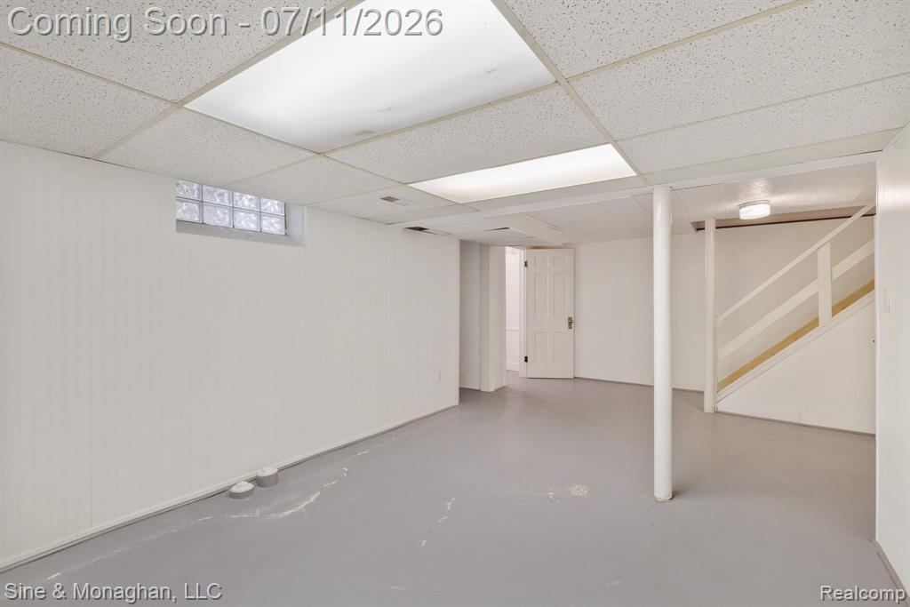 679 NEFF Road, Grosse Pointe, MI 48230 — Photo 36