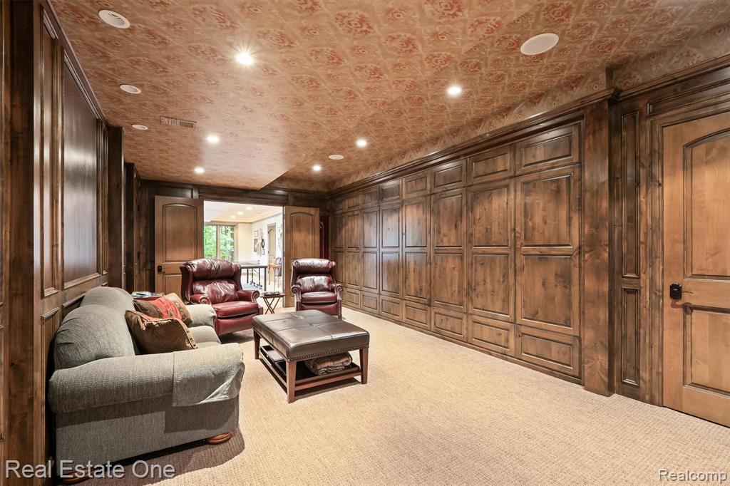 7181 Hillside Drive, Clarkston, MI — Photo 49