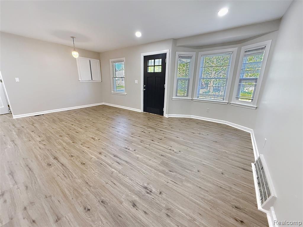 7750 Fielding Street, Detroit, MI 48228 — Photo 8