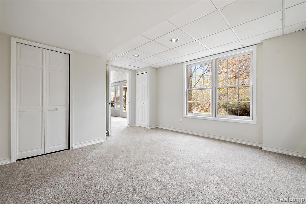 5699 Applegrove Drive, West Bloomfield, MI 48324 — Photo 33
