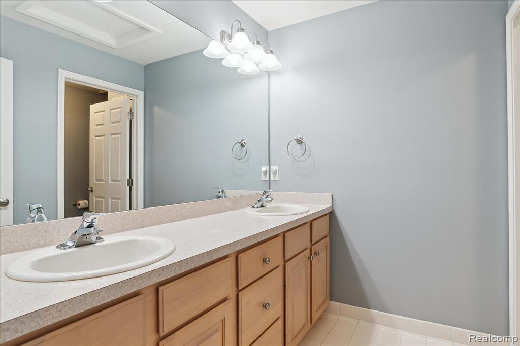 47141 Merion Circle, Northville, MI 48168 — Photo 35