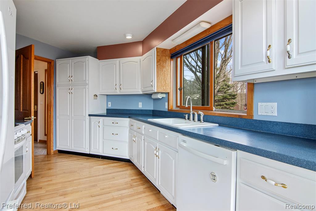 1693 Elm Road, Frankfort, MI 49635 — Photo 14