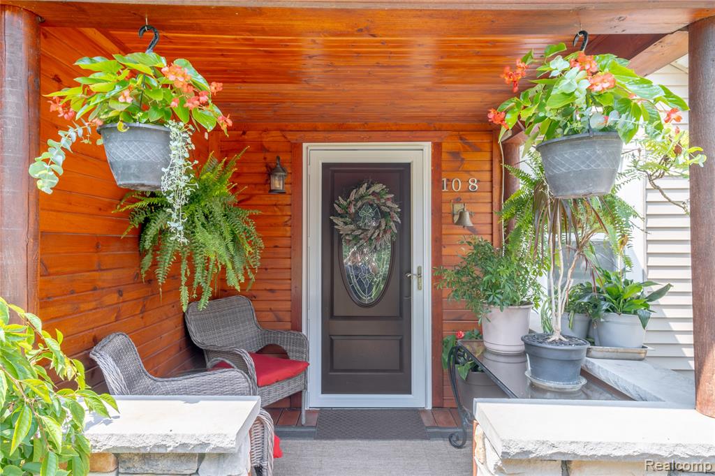 108 S Church Street, Byron, MI 48418 — Photo 4