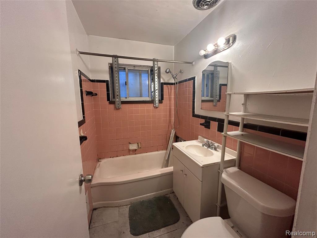 7355 Stout Street, Detroit, MI 48228 — Photo 15