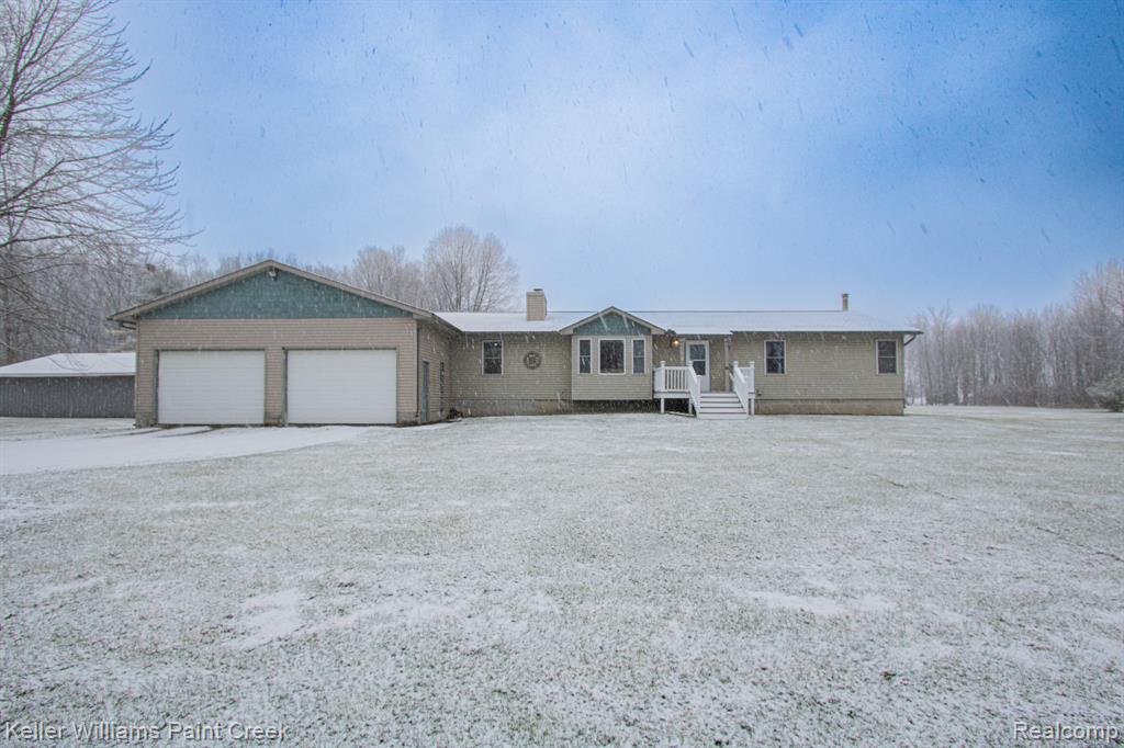 6465 Kelly Road, Yale, MI 48097 — front exterior