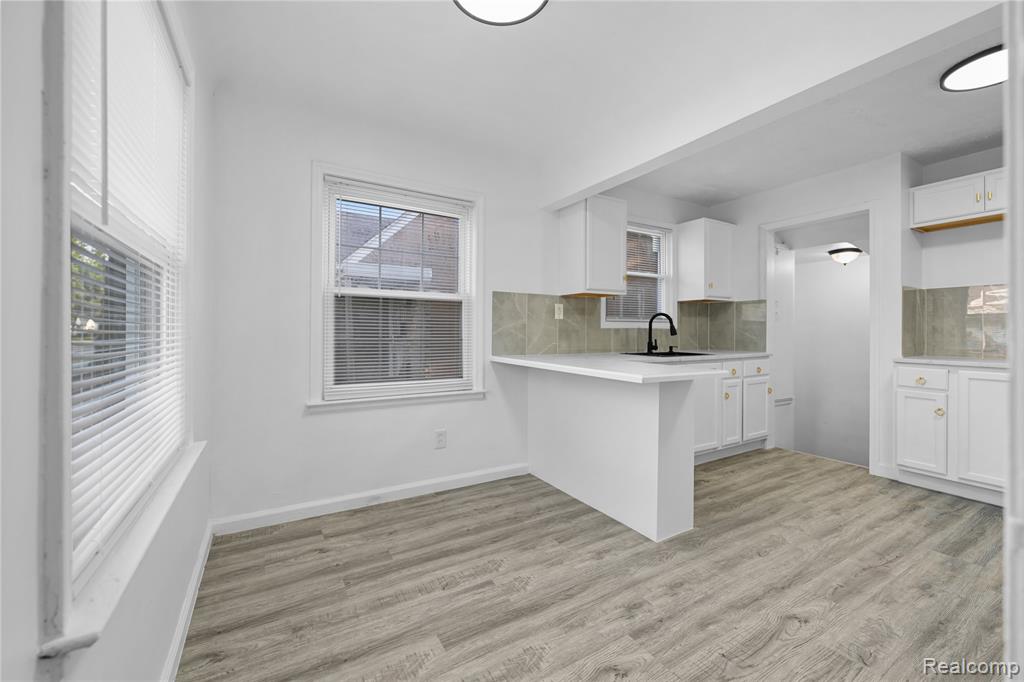 8671 Rosemont Avenue, Detroit, MI 48228 — Photo 15