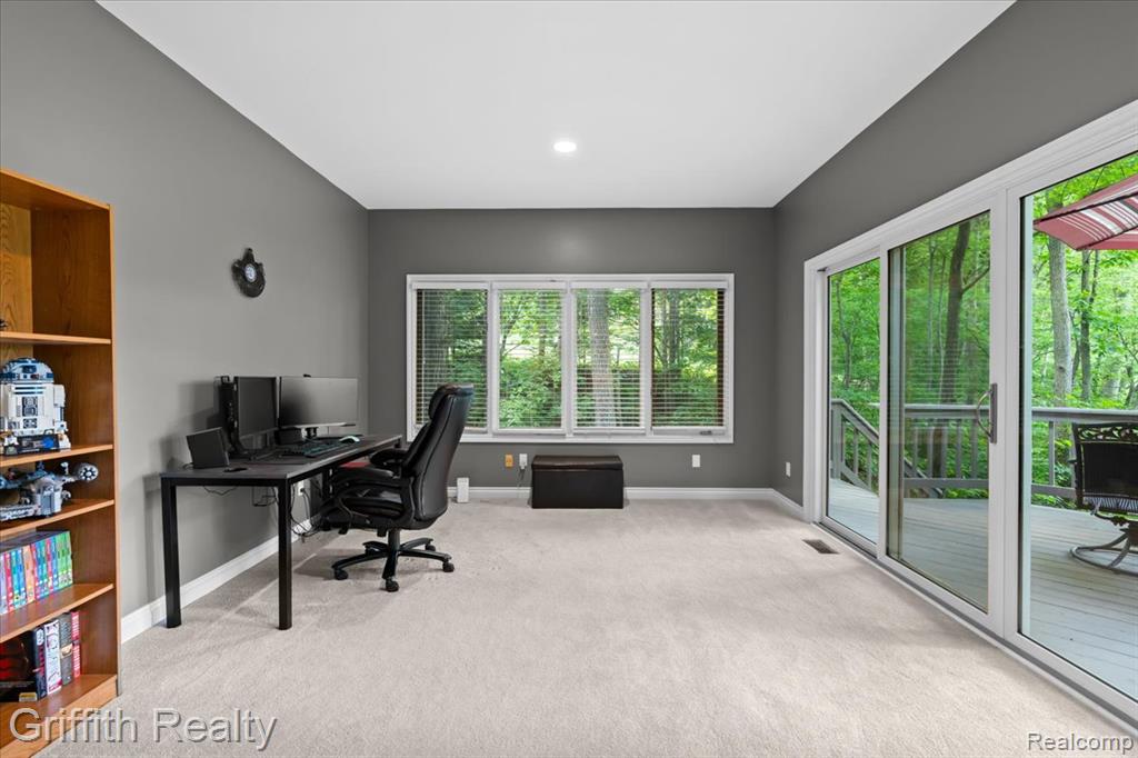 2018 Pine Hollow Trail, Brighton, MI 48114 — Photo 18