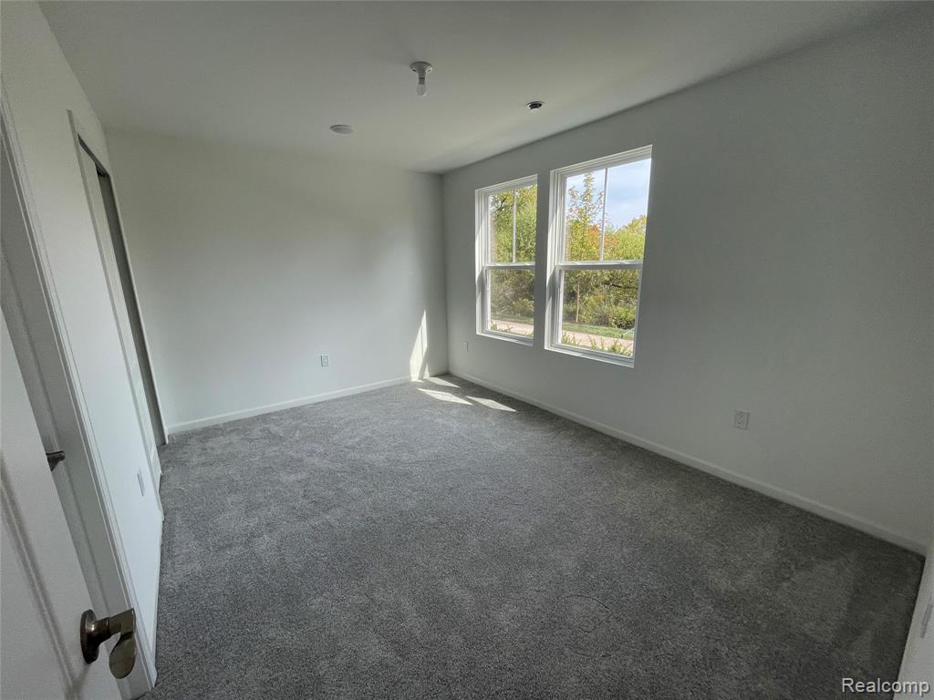 42921 Atwood Avenue, Novi, MI — Photo 4