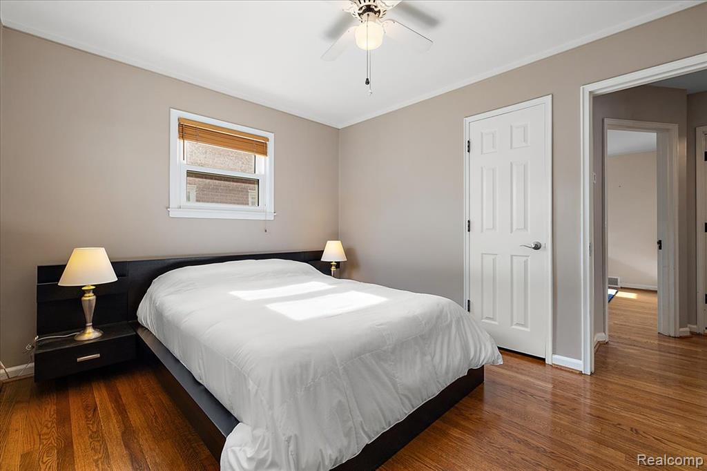 436 W Sunnybrook Drive, Royal Oak, MI 48073 — Photo 23