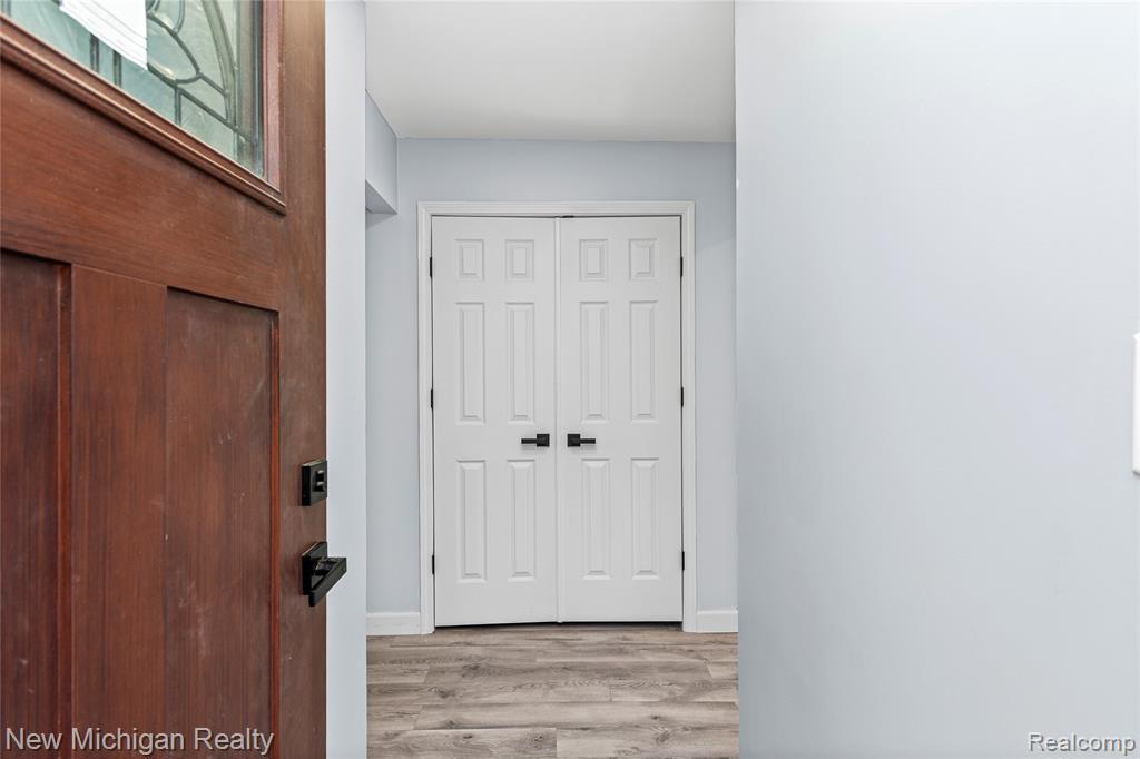 21901 Harding Street, Oak Park, MI 48237 — Photo 5