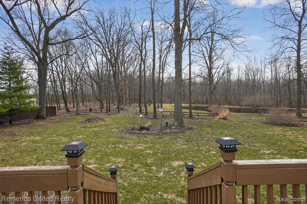 660 E Allen Road, Howell, MI 48855 — Photo 44