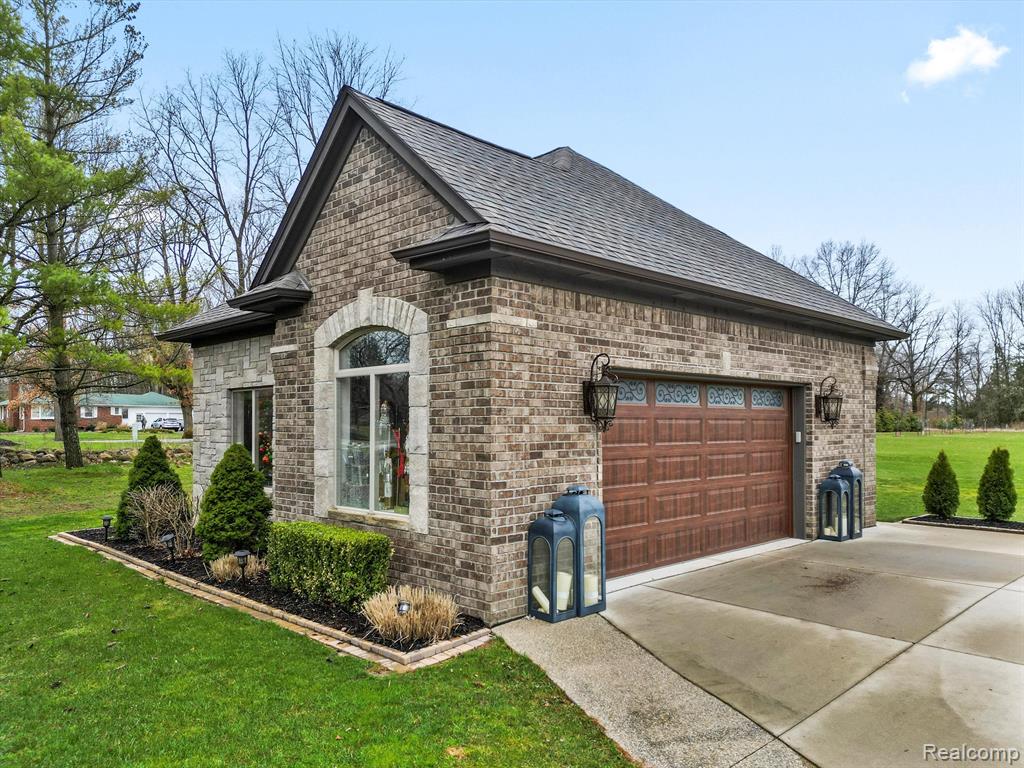 3960 HARVEST CREEK Court, Rochester, MI 48306 — Photo 58