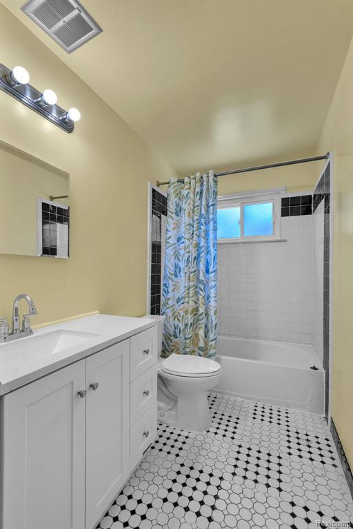 5320 Bedford Street, Dearborn Heights, MI 48125 — Photo 18