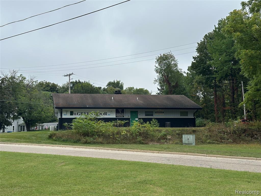 500 Linn Street, Allegan, MI 49010 — Photo 2