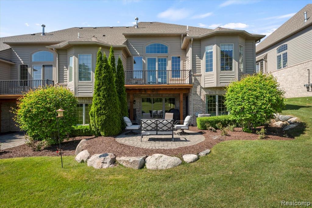 5696 Knob Hill Circle, 24, Clarkston, MI 48348 — Photo 3