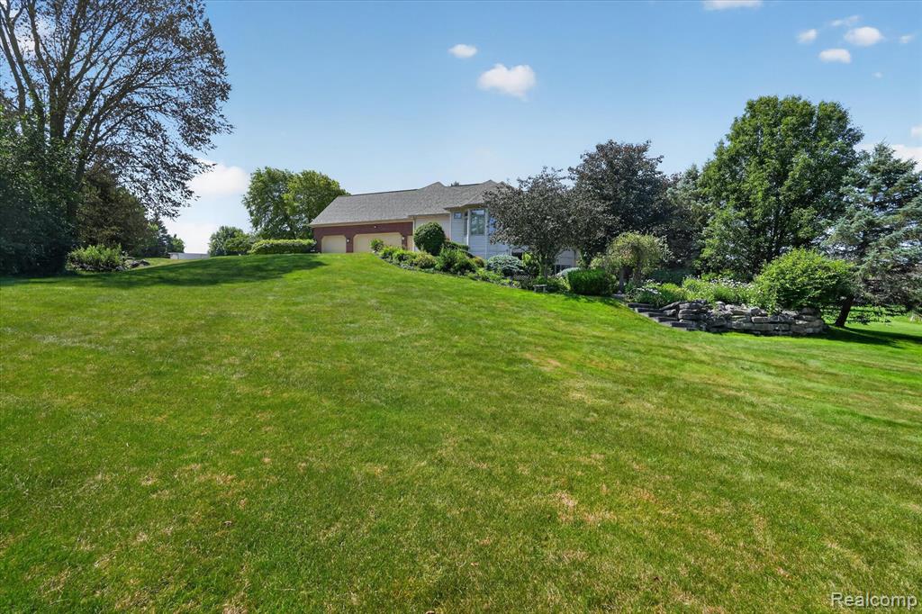 2212 Lily Court, Davison, MI 48423 — Photo 72