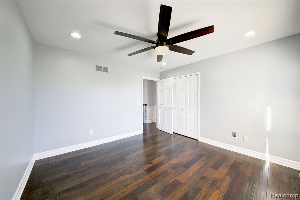 49169 Founders Court, Canton, MI 48187 — Photo 37